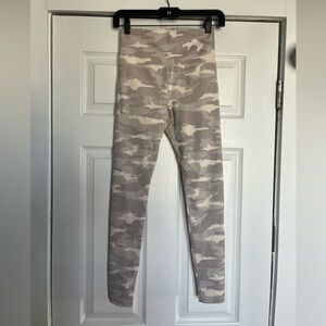 Athleta Camo Leggings - Beige and White - Elation 7/8 Tight